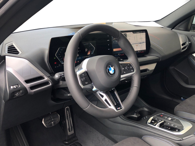 BMW Serie 2 218d Gran Coupe color Gris. Año 2025. 110KW(150CV). Diésel. En concesionario Vehinter Getafe de Madrid