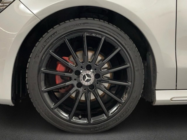 Mercedes-Benz CLA Shooting Brake 200 en Barcelona