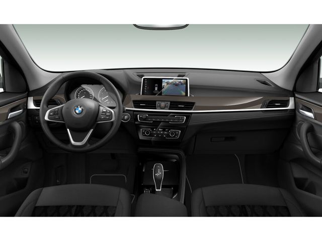 BMW X1 sDrive18d color Negro. Año 2021. 110KW(150CV). Diésel. En concesionario Móvil Begar Alicante de Alicante