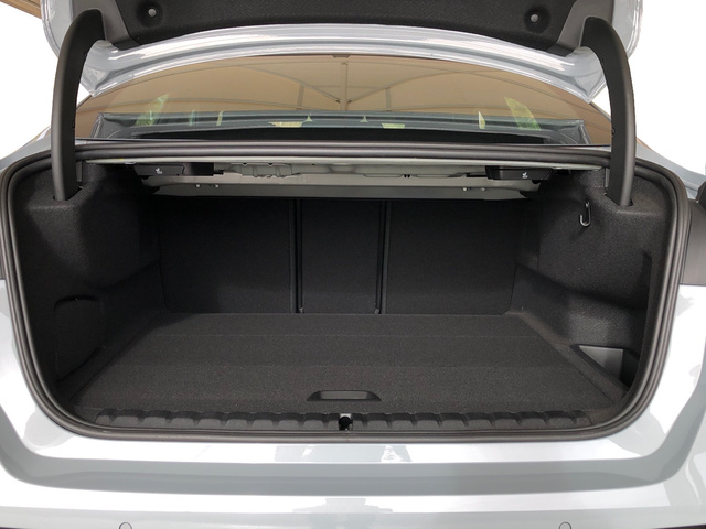 BMW Serie 2 220i Gran Coupe color Gris. Año 2025. 125KW(170CV). Gasolina. En concesionario Vehinter Getafe de Madrid