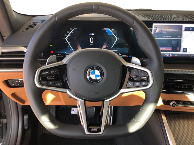 BMW Serie 4 420d Cabrio color Gris. Año 2025. 140KW(190CV). Diésel. En concesionario Vehinter Getafe de Madrid