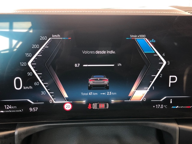 BMW Serie 4 420d Cabrio color Gris. Año 2025. 140KW(190CV). Diésel. En concesionario Vehinter Getafe de Madrid