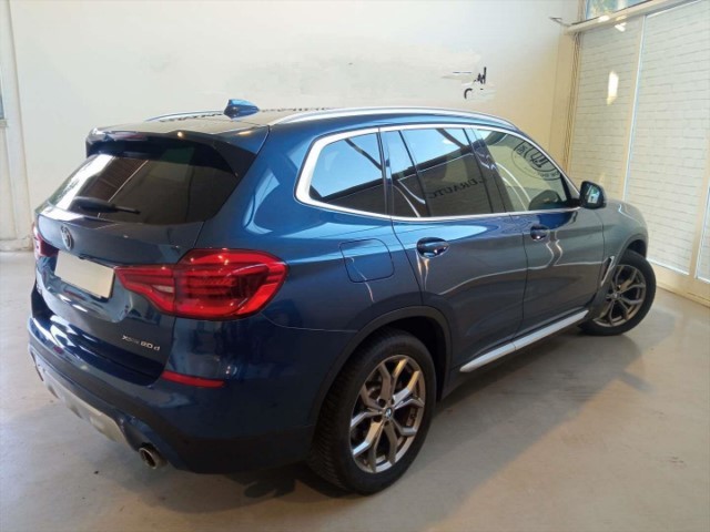 BMW X3 xDrive20d color Azul. Año 2019. 140KW(190CV). Diésel. En concesionario Lurauto - Gipuzkoa de Guipuzcoa