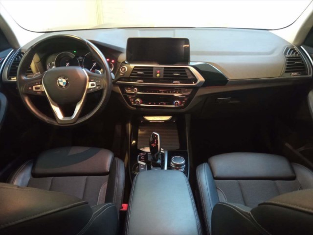 BMW X3 xDrive20d color Azul. Año 2019. 140KW(190CV). Diésel. En concesionario Lurauto - Gipuzkoa de Guipuzcoa