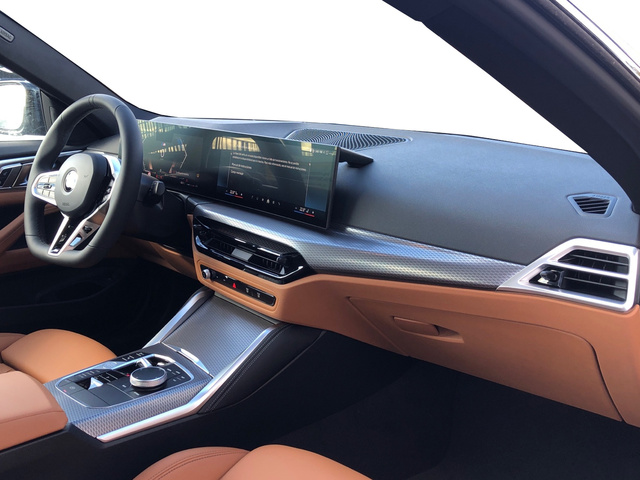 BMW Serie 4 420d Coupe color Negro. Año 2025. 140KW(190CV). Diésel. En concesionario Vehinter Getafe de Madrid