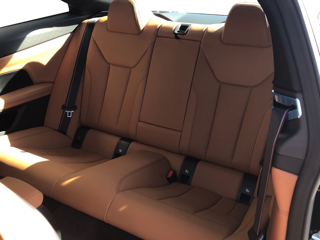 BMW Serie 4 420d Coupe color Negro. Año 2025. 140KW(190CV). Diésel. En concesionario Vehinter Getafe de Madrid