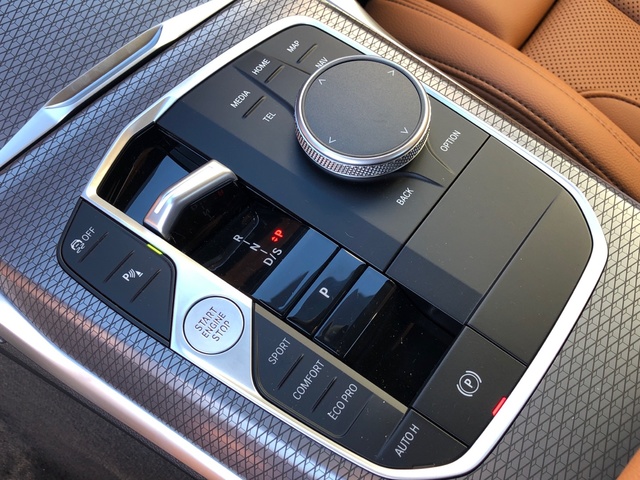 BMW Serie 4 420d Coupe color Negro. Año 2025. 140KW(190CV). Diésel. En concesionario Vehinter Getafe de Madrid