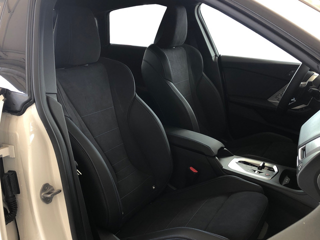 BMW Serie 2 218d Gran Coupe color Blanco. Año 2025. 110KW(150CV). Diésel. En concesionario Vehinter Getafe de Madrid