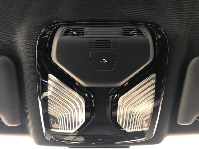 BMW Serie 3 320d color Azul. Año 2025. 140KW(190CV). Diésel. En concesionario Vehinter Getafe de Madrid