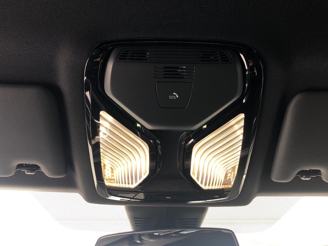 BMW Serie 3 318d color Azul. Año 2025. 110KW(150CV). Diésel. En concesionario Vehinter Getafe de Madrid