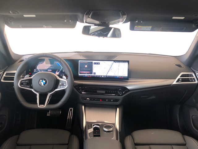 BMW Serie 4 420d Gran Coupe color Blanco. Año 2025. 140KW(190CV). Diésel. En concesionario Vehinter Getafe de Madrid