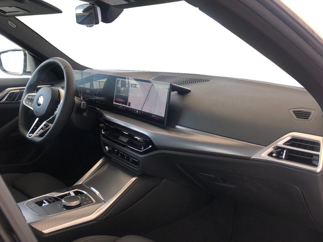 BMW Serie 4 420d Gran Coupe color Blanco. Año 2025. 140KW(190CV). Diésel. En concesionario Vehinter Getafe de Madrid