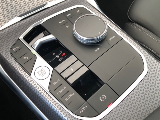 BMW Serie 4 420d Gran Coupe color Blanco. Año 2025. 140KW(190CV). Diésel. En concesionario Vehinter Getafe de Madrid