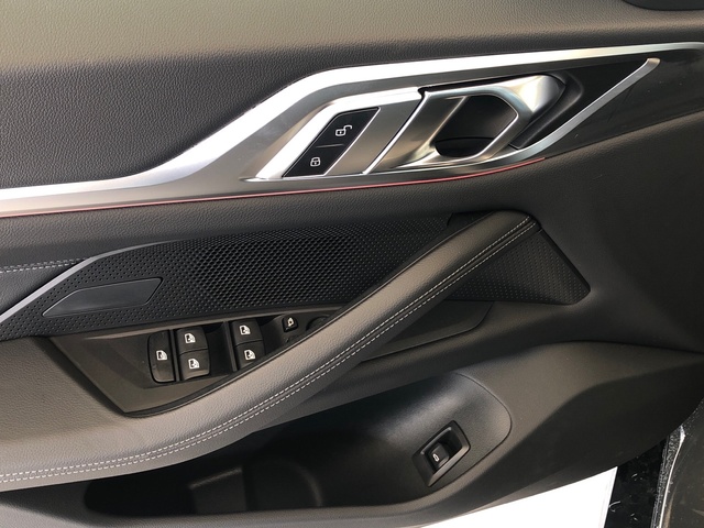 BMW Serie 4 420d Gran Coupe color Gris. Año 2025. 140KW(190CV). Diésel. En concesionario Vehinter Alcorcón de Madrid