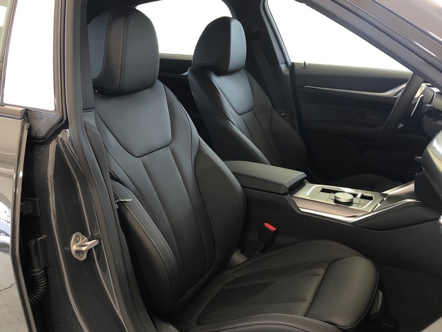 BMW Serie 4 420d Gran Coupe color Gris. Año 2025. 140KW(190CV). Diésel. En concesionario Vehinter Alcorcón de Madrid