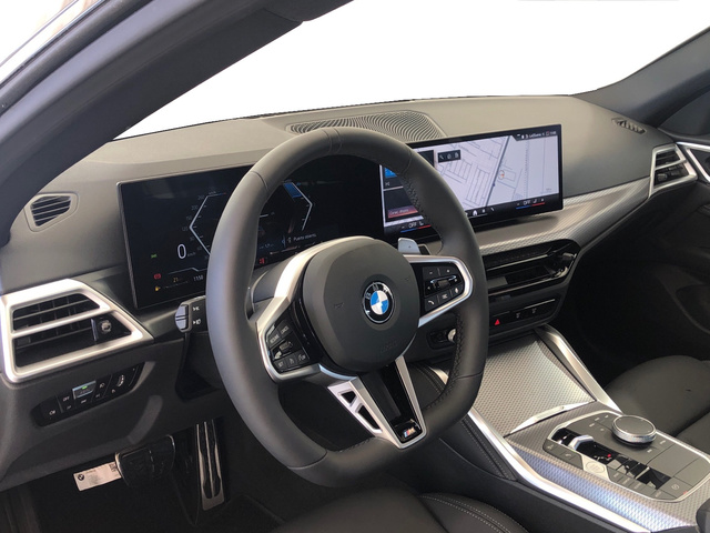 BMW Serie 4 420d Gran Coupe color Gris. Año 2025. 140KW(190CV). Diésel. En concesionario Vehinter Alcorcón de Madrid