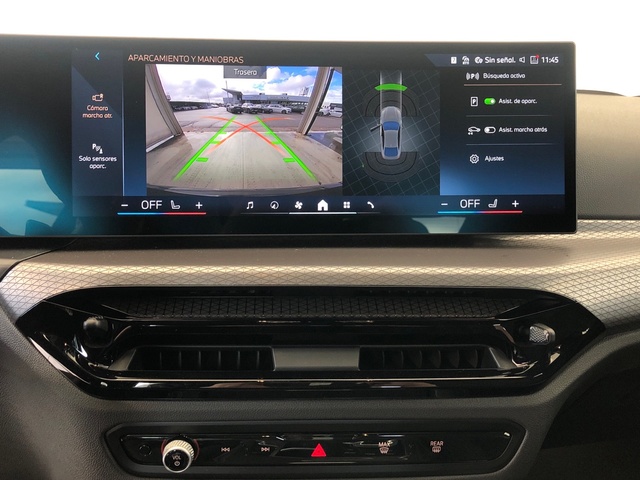 BMW Serie 4 420d Gran Coupe color Gris. Año 2025. 140KW(190CV). Diésel. En concesionario Vehinter Alcorcón de Madrid