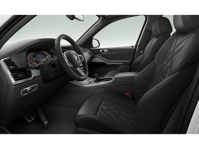 BMW X5 xDrive30d color Blanco. Año 2023. 210KW(286CV). Diésel. En concesionario Móvil Begar Alicante de Alicante