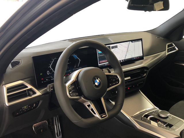 BMW Serie 3 320d color Gris. Año 2025. 140KW(190CV). Diésel. En concesionario Vehinter Getafe de Madrid