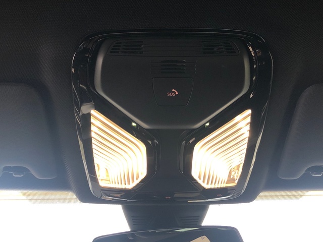 BMW Serie 3 320d color Gris. Año 2025. 140KW(190CV). Diésel. En concesionario Vehinter Getafe de Madrid