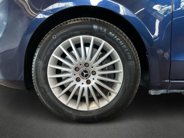 Mercedes-Benz Clase V V 220 d - 5