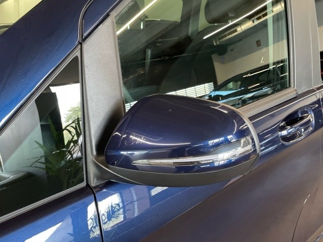 Mercedes-Benz Clase V V 220 d - 12