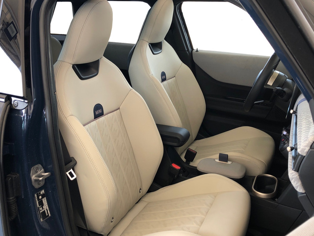 fotoG 11 del MINI MINI 5 Puertas Cooper C 115 kW (156 CV) 156cv Gasolina del 2025 en Madrid