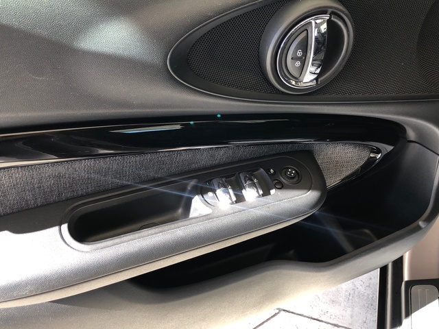 fotoG 10 del MINI MINI Clubman Cooper D 110 kW (150 CV) 150cv Diésel del 2021 en Madrid