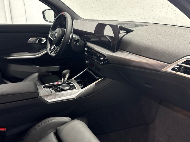 BMW M M3 Berlina Competition color Gris. Año 2025. 390KW(530CV). Gasolina. En concesionario Auto Premier, S.A. - MADRID de Madrid