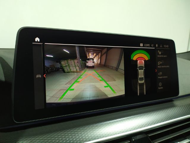 BMW Serie 5 520d color Azul. Año 2022. 140KW(190CV). Diésel. En concesionario Hispamovil, Orihuela de Alicante