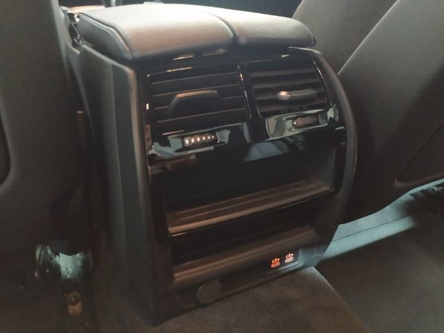 BMW Serie 5 520d color Azul. Año 2022. 140KW(190CV). Diésel. En concesionario Hispamovil, Orihuela de Alicante