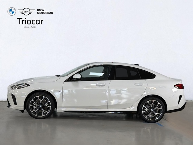 BMW Serie 2 218d Gran Coupe color Blanco. Año 2025. 110KW(150CV). Diésel. En concesionario Triocar Gijón (Bmw y Mini) de Asturias