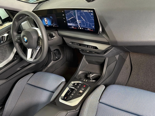 BMW Serie 2 218d Gran Coupe color Blanco. Año 2025. 110KW(150CV). Diésel. En concesionario Triocar Gijón (Bmw y Mini) de Asturias