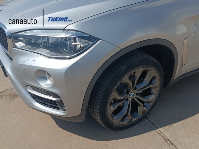 BMW X6 xDrive30d color Gris Plata. Año 2016. 190KW(258CV). Diésel. En concesionario TACO de Sta. C. Tenerife