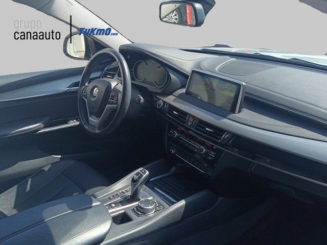 BMW X6 xDrive30d color Gris Plata. Año 2016. 190KW(258CV). Diésel. En concesionario TACO de Sta. C. Tenerife