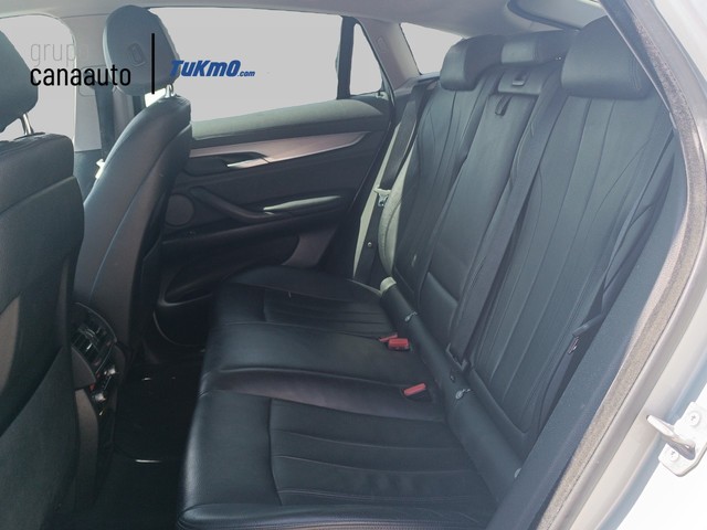 BMW X6 xDrive30d color Gris Plata. Año 2016. 190KW(258CV). Diésel. En concesionario TACO de Sta. C. Tenerife