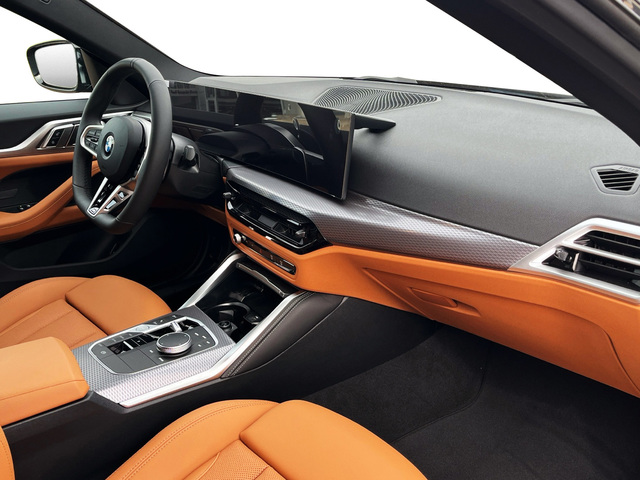 BMW Serie 4 420i Gran Coupe color Negro. Año 2025. 135KW(184CV). Gasolina. En concesionario MURCIA PREMIUM S.L. JUAN CARLOS I de Murcia