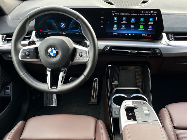 BMW X2 sDrive18d color Blanco. Año 2025. 110KW(150CV). Diésel. En concesionario CARTAGENA PREMIUM S.L. de Murcia