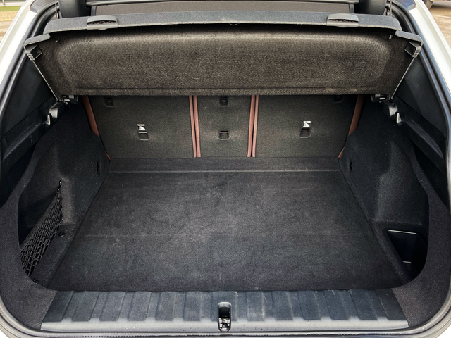 BMW X2 sDrive18d color Blanco. Año 2025. 110KW(150CV). Diésel. En concesionario CARTAGENA PREMIUM S.L. de Murcia