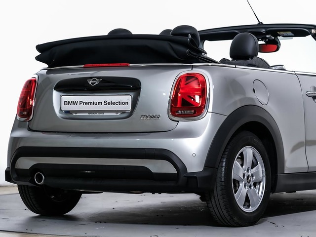 fotoG 13 del MINI MINI Cabrio Cooper 100 kW (136 CV) 136cv Gasolina del 2023 en Tarragona