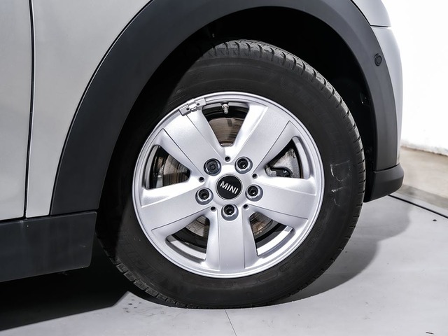 fotoG 14 del MINI MINI Cabrio Cooper 100 kW (136 CV) 136cv Gasolina del 2023 en Tarragona