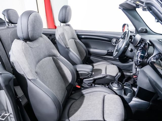 fotoG 15 del MINI MINI Cabrio Cooper 100 kW (136 CV) 136cv Gasolina del 2023 en Tarragona