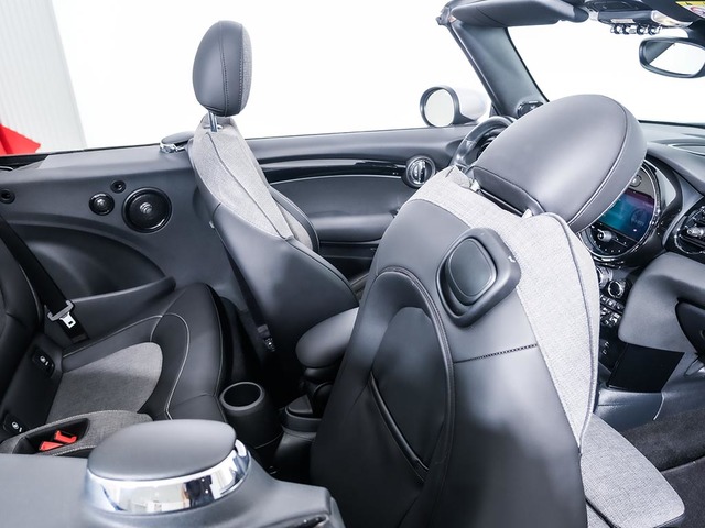 fotoG 17 del MINI MINI Cabrio Cooper 100 kW (136 CV) 136cv Gasolina del 2023 en Tarragona