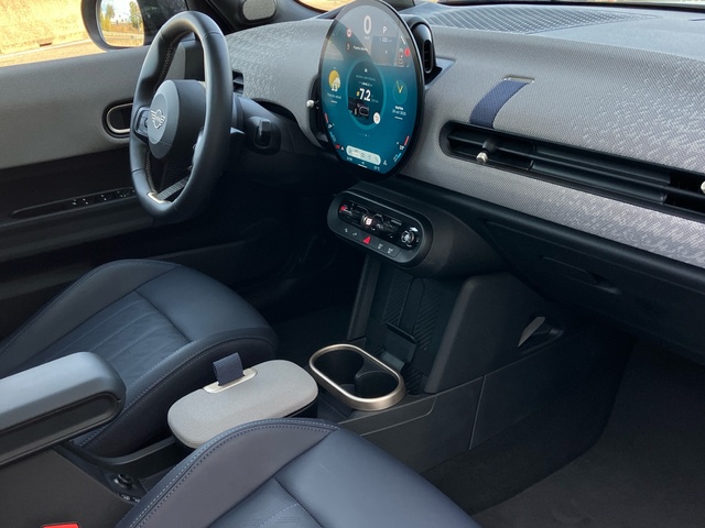 fotoG 7 del MINI MINI 5 Puertas Cooper C 115 kW (156 CV) 156cv Gasolina del 2025 en León