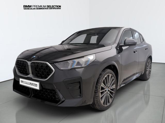 BMW X2 sDrive20i color Negro. Año 2024. 125KW(170CV). Gasolina. En concesionario Automotor Premium Marbella - Málaga de Málaga