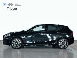 Fotos de BMW Serie 1 118d color Negro. Año 2025. 110KW(150CV). Diésel. En concesionario Triocar Gijón (Bmw y Mini) de Asturias