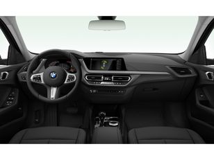 Fotos de BMW Serie 1 118i color Blanco. Año 2024. 103KW(140CV). Gasolina. En concesionario Móvil Begar Alicante de Alicante