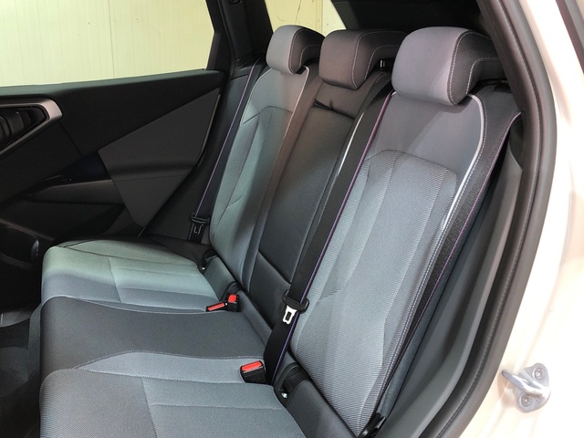 BMW X3 xDrive30e color Gris. Año 2025. 220KW(299CV). Híbrido Electro/Gasolina. En concesionario Movilnorte El Plantio de Madrid