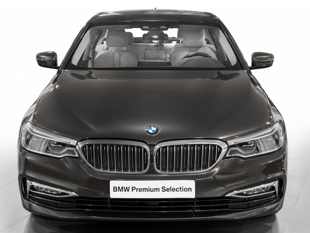 BMW Serie 5 520d color Gris. Año 2019. 140KW(190CV). Diésel. En concesionario Caetano Cuzco, Alcalá de Madrid