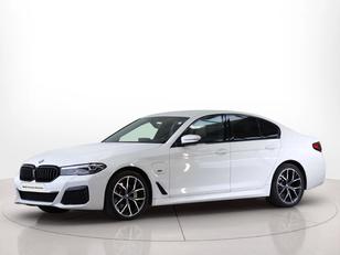 BMW Série 5 520e Berlina color Blanco. Ano 2022. 150KW(204CV). Elétrico / Gasolina Híbrido. 